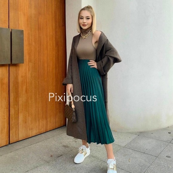 ZARA PLEATED SATIN MIDI SKIRT METALLIC GREEN - Picture 6 of 9